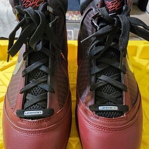 Nike LeBron Christmas (2019)